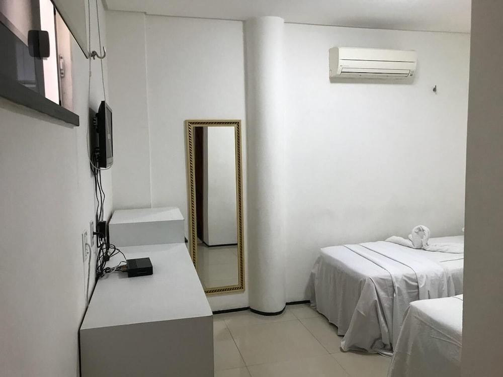 Hotel Abolicao 3*